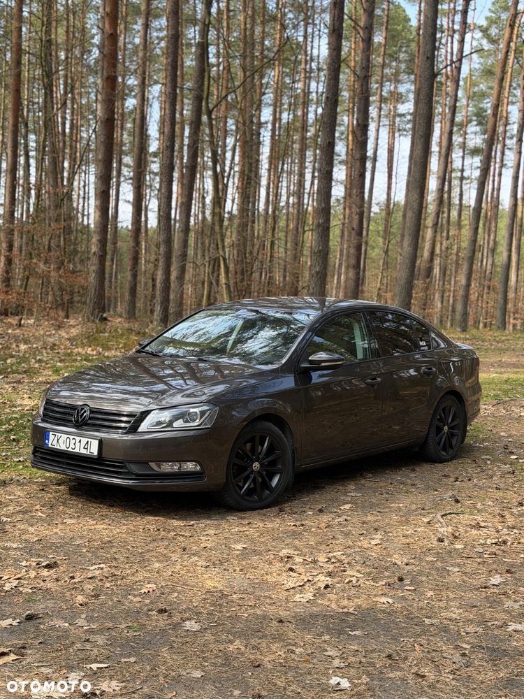 Volkswagen Passat - 3