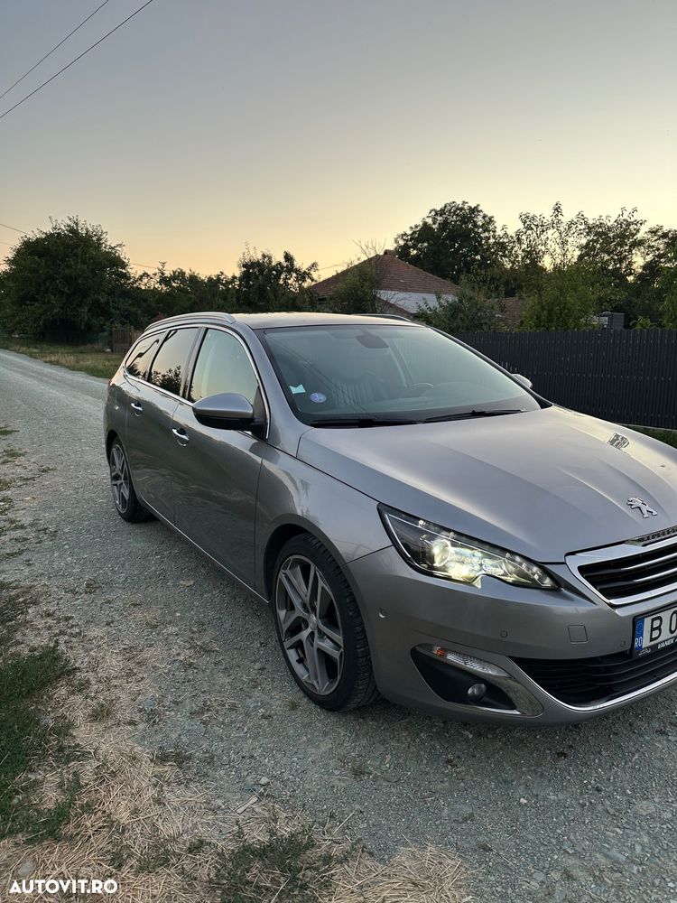 Peugeot 308 - 1