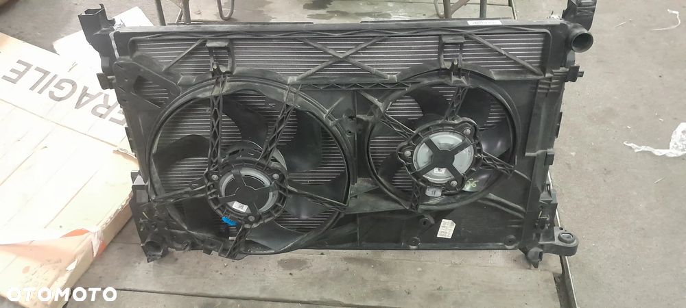Renault Trafic III 1.6 dci komplet chłodnic z wentylatorem - 5