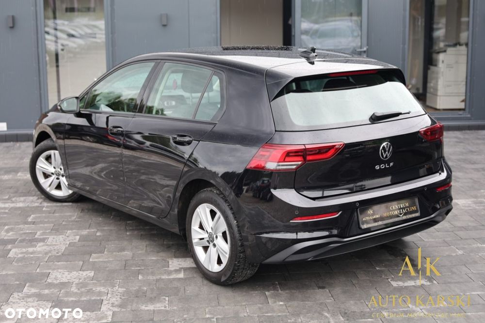 Volkswagen Golf - 10
