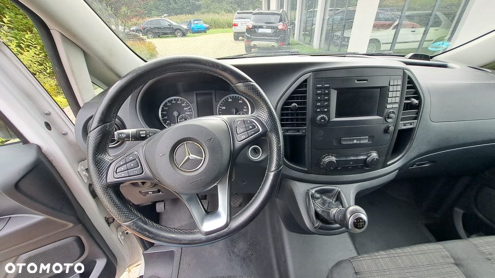 Mercedes-Benz VITO - 15