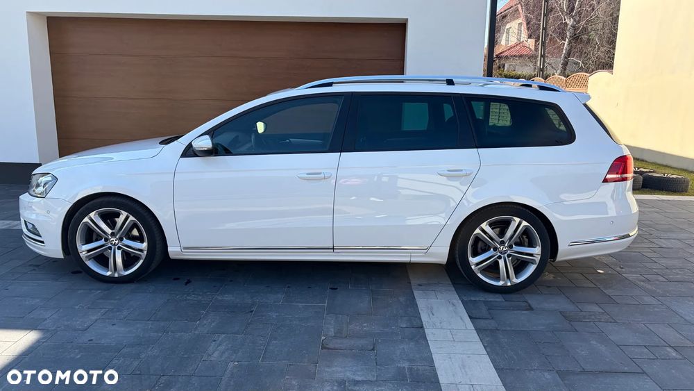 Volkswagen Passat 2.0 TDI DSG BlueMotion Technology R-Line - 8