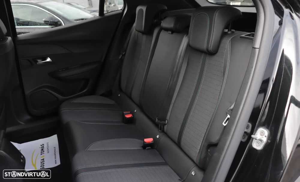 Peugeot 2008 1.2 PureTech Allure EAT8 - 16