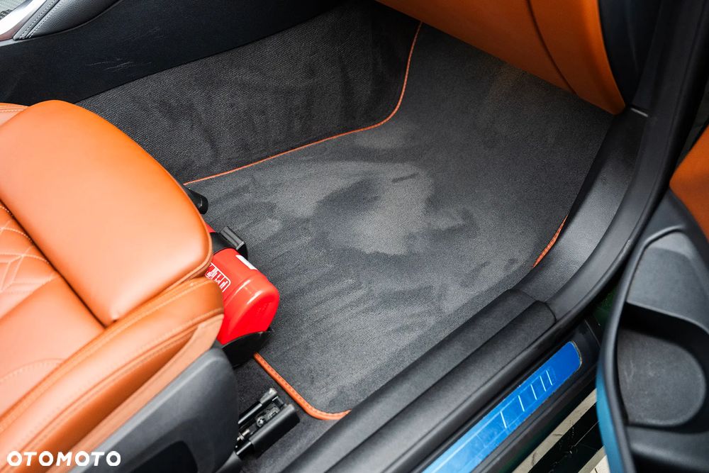 BMW Seria 4 M440i xDrive mHEV - 26