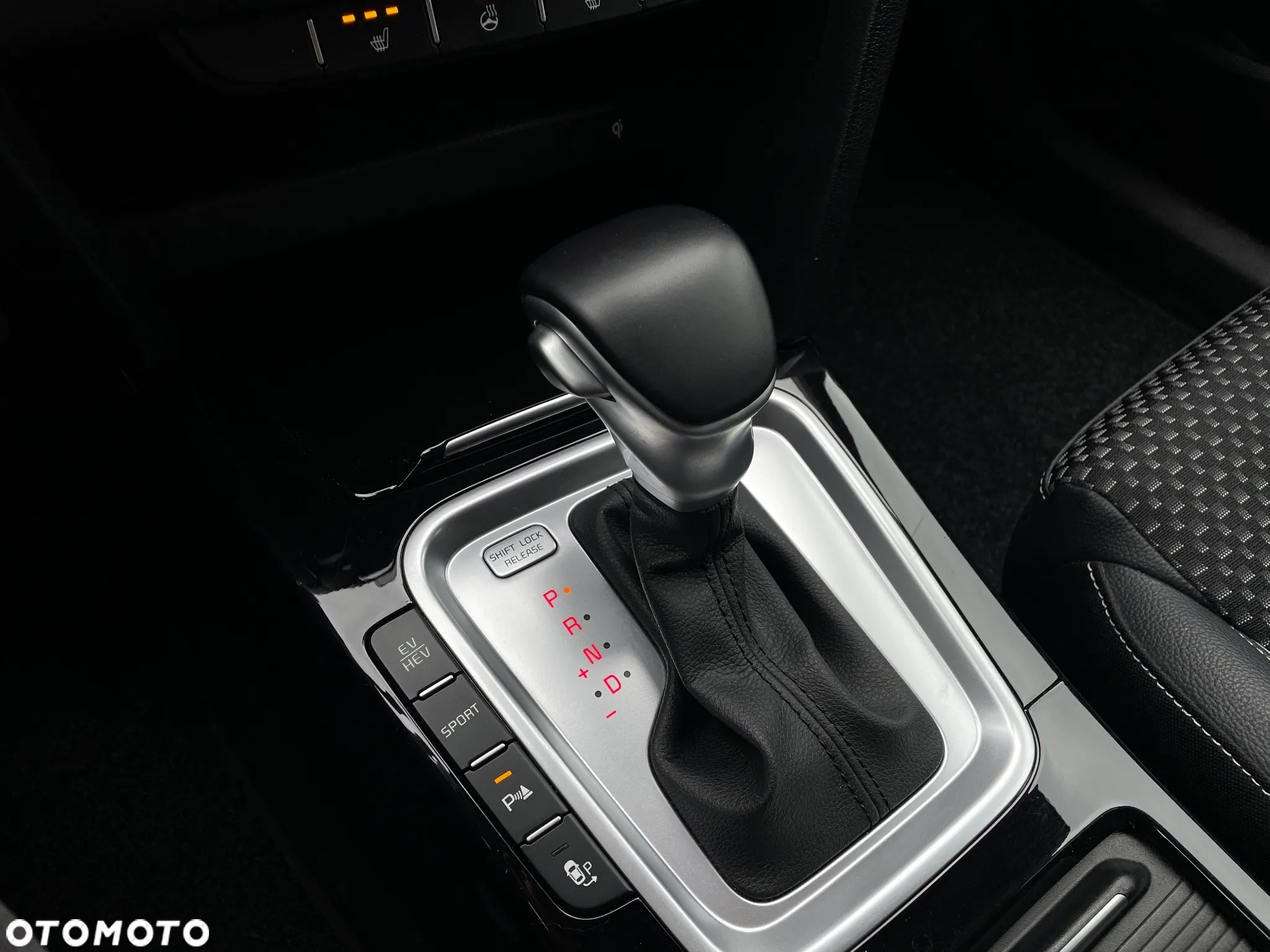 Kia XCeed 1.6 GDI PHEV L Business Line DCT - 26