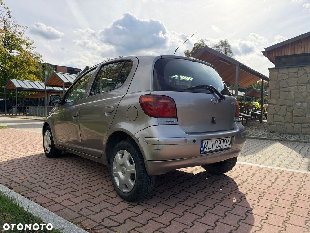 Toyota Yaris 2003 photo 5