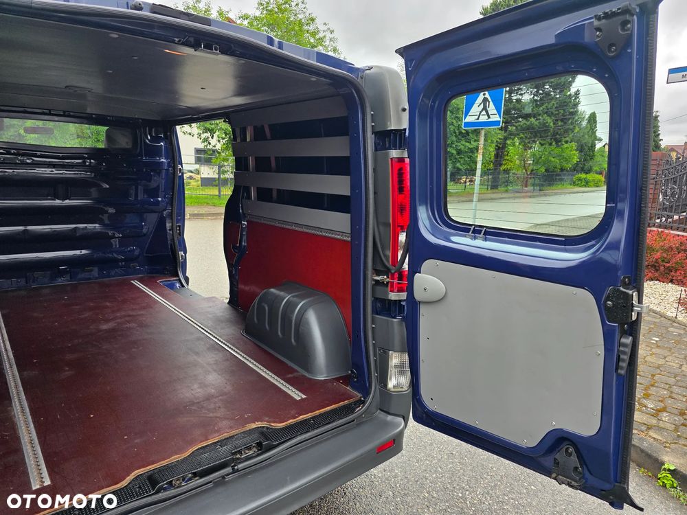 Renault Trafic - 21