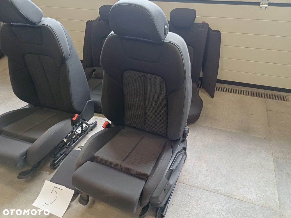 NR 5 Wnętrze materiałowe Audi A6 C8 2021 rok kombi fotele przód sport - 4