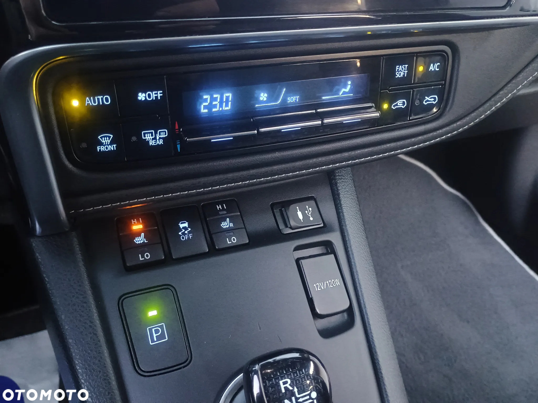 Toyota Auris 1.8 VVT-i Hybrid Automatik Executive - 21