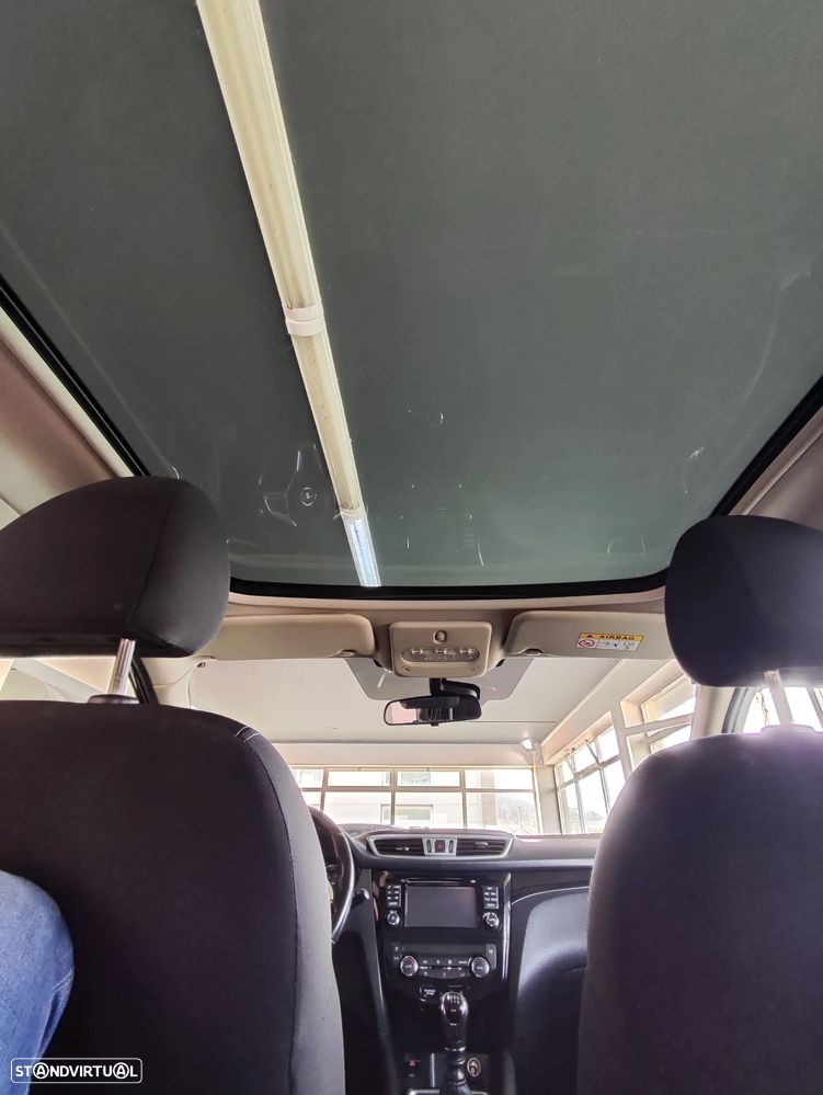 Nissan Qashqai 1.5 dCi N-Connecta RS+PS - 37