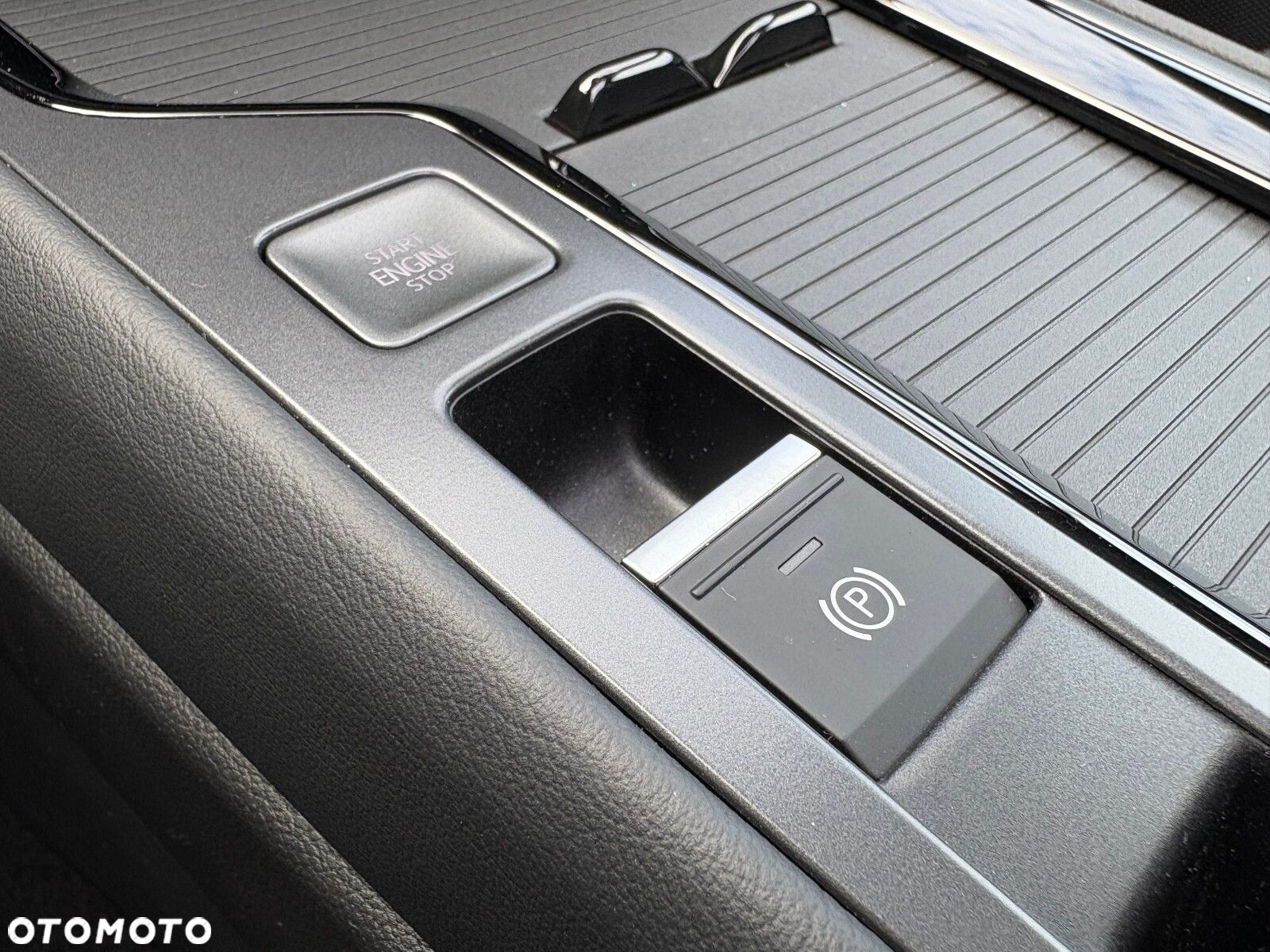 Volkswagen Passat - 32