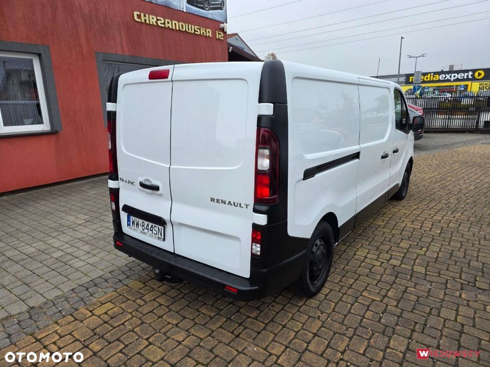 Renault Trafic - 12