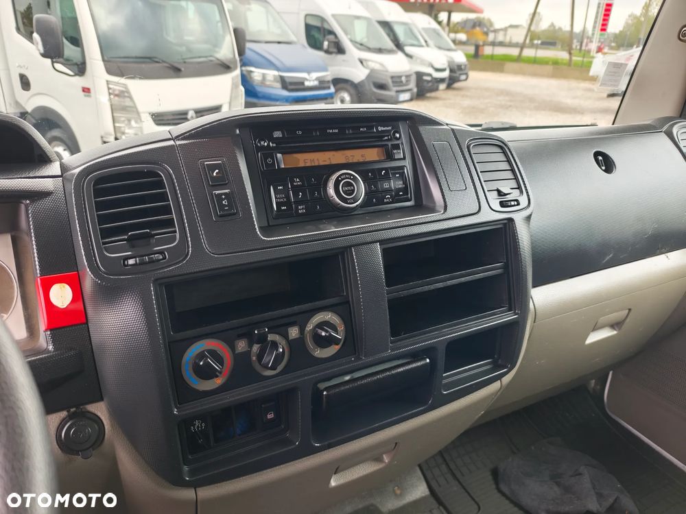 Renault Maxity - 25