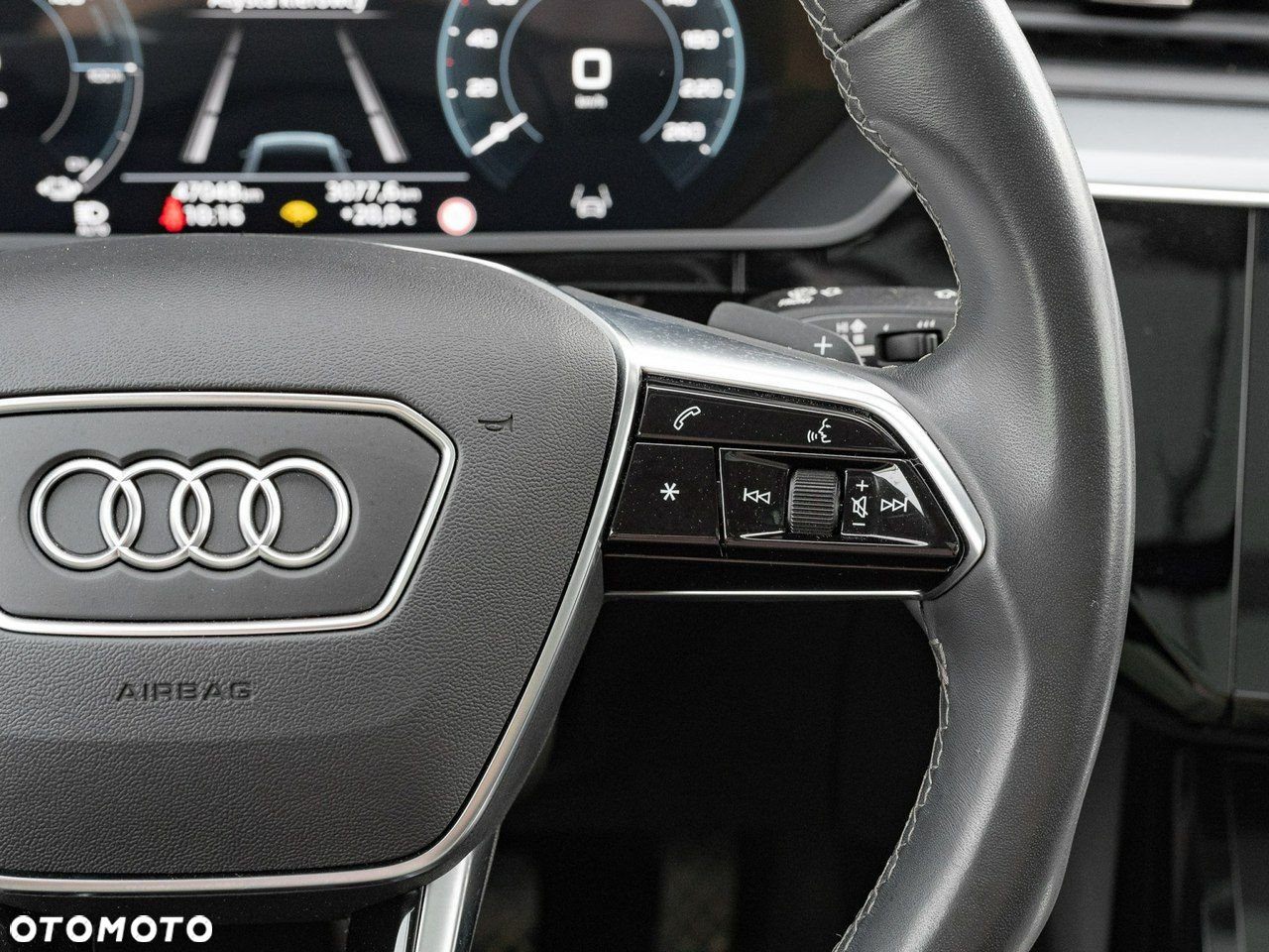 Audi Q8 e-tron 55 114kWh Quattro S Line - 18