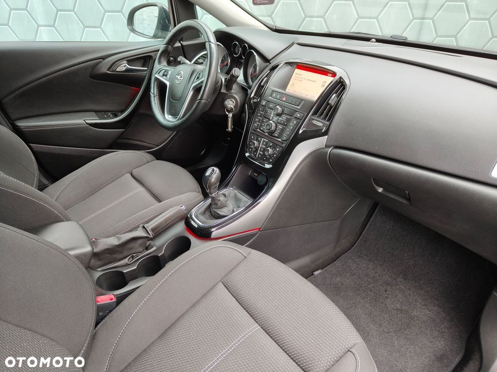 Opel Astra 1.4 Turbo Exklusiv - 16