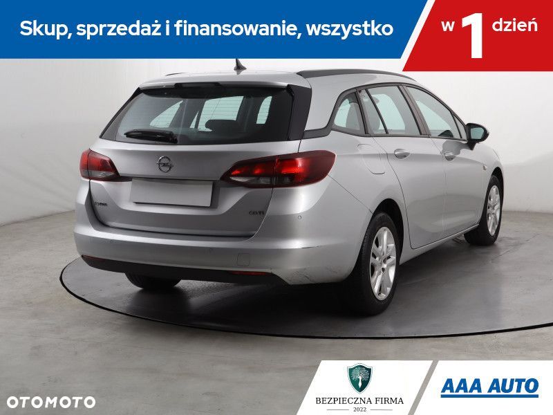 Opel Astra - 6