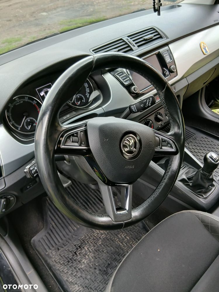 Skoda Fabia - 4