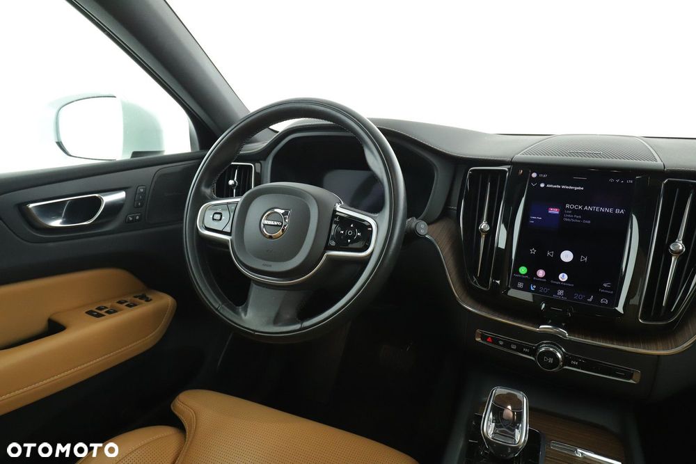 Volvo XC 60 - 24
