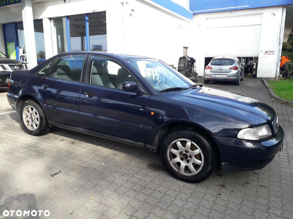 Audi A4 Limousine - 26