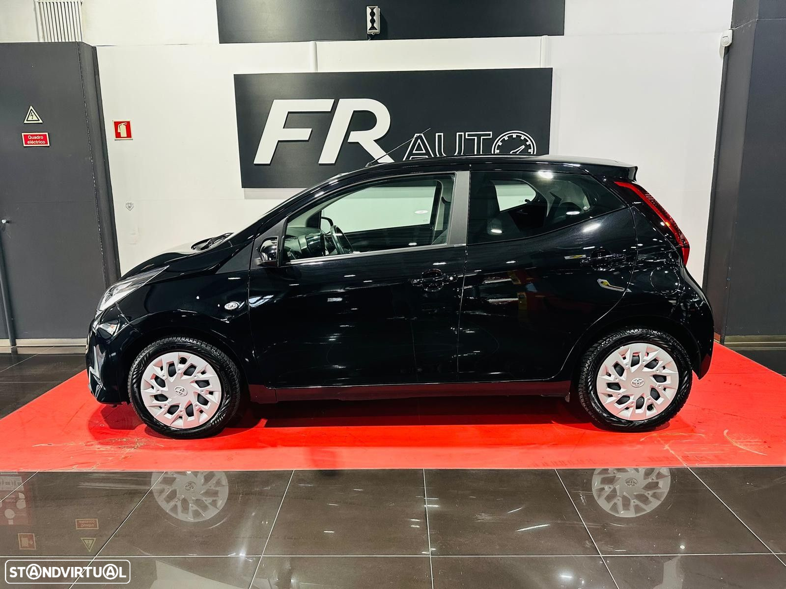 Toyota Aygo 1.0 X-Plus - 10