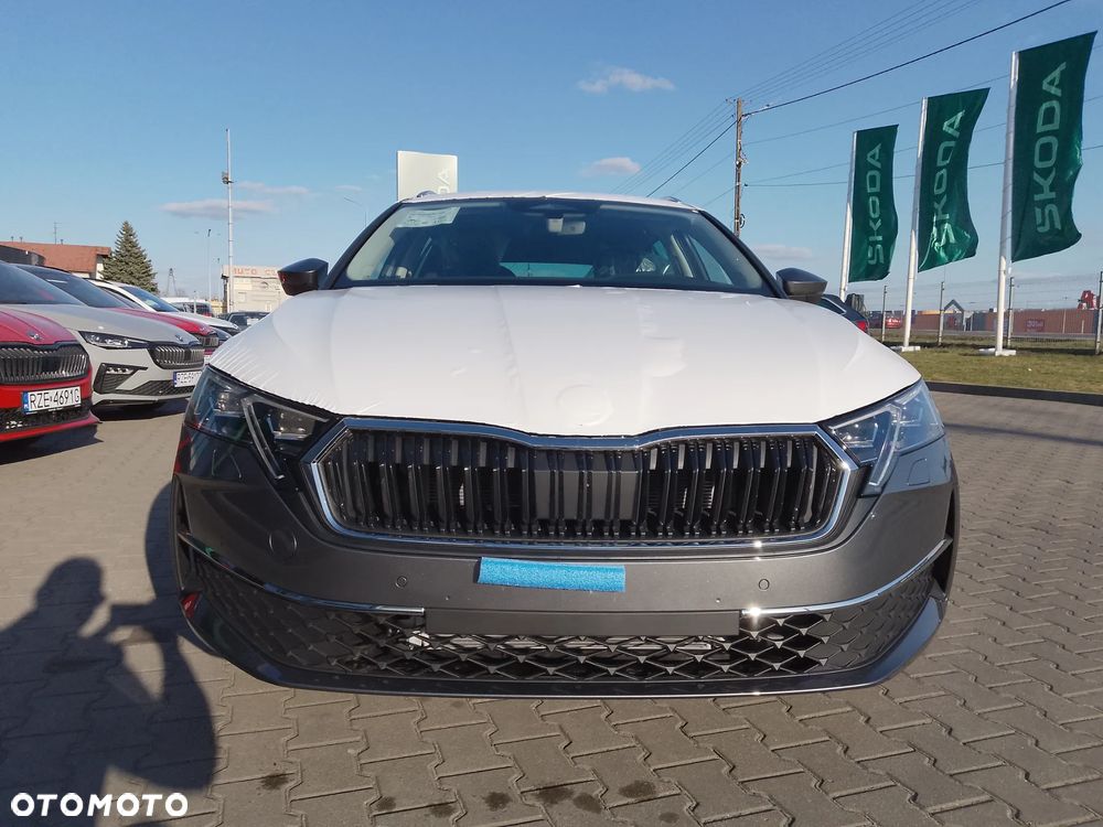 Skoda Octavia 1.5 TSI mHEV Drive Selection DSG - 2