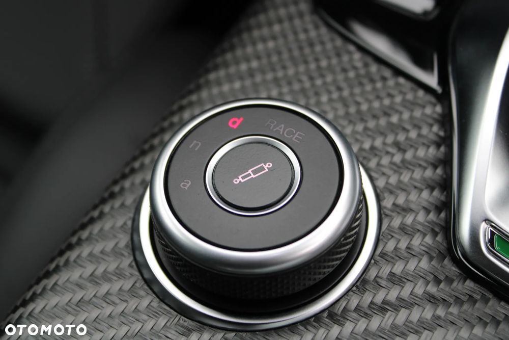 Alfa Romeo Giulia - 32