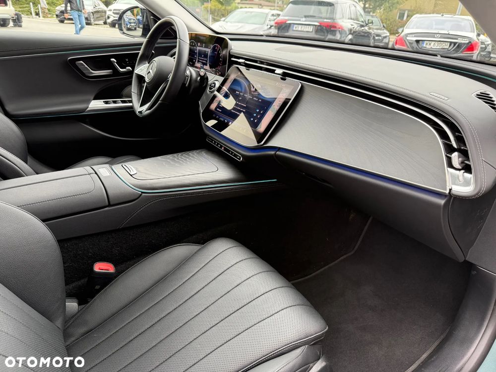 Mercedes-Benz Klasa E 300 de PHEV 4-Matic All-Terrain Avantgarde 9G-Tronic - 18