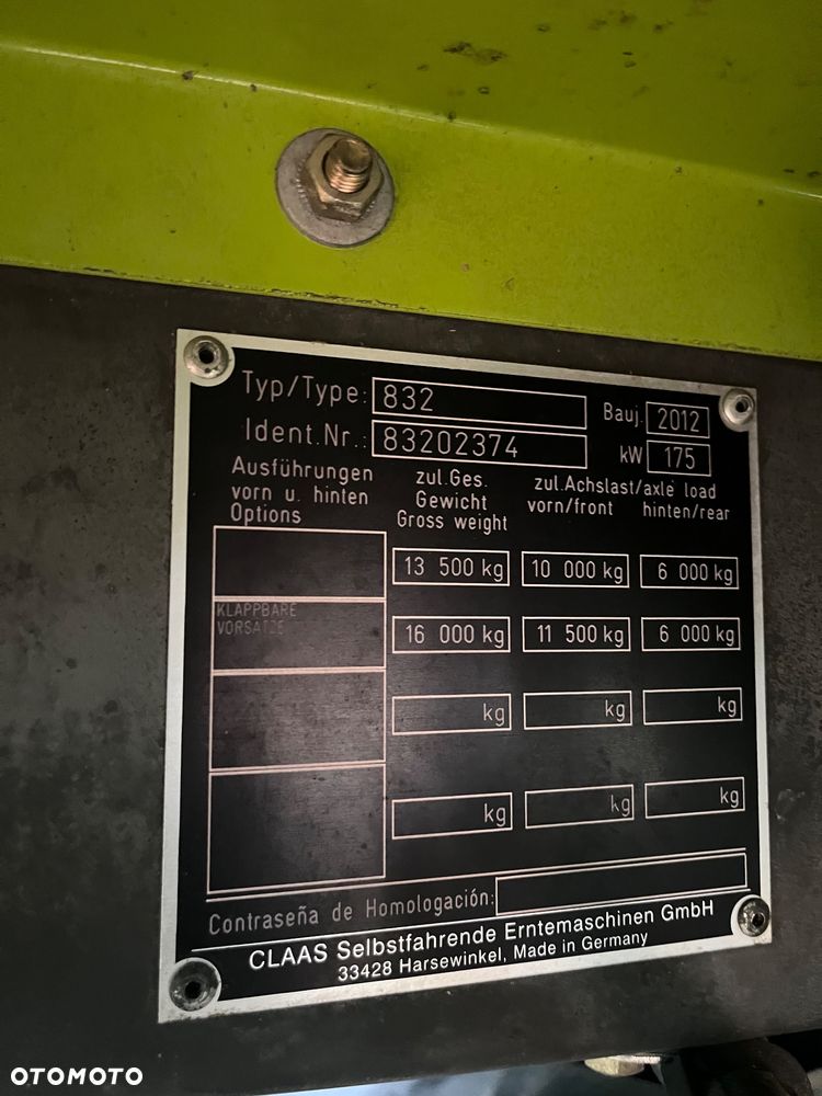Claas Tucano 320 - 17