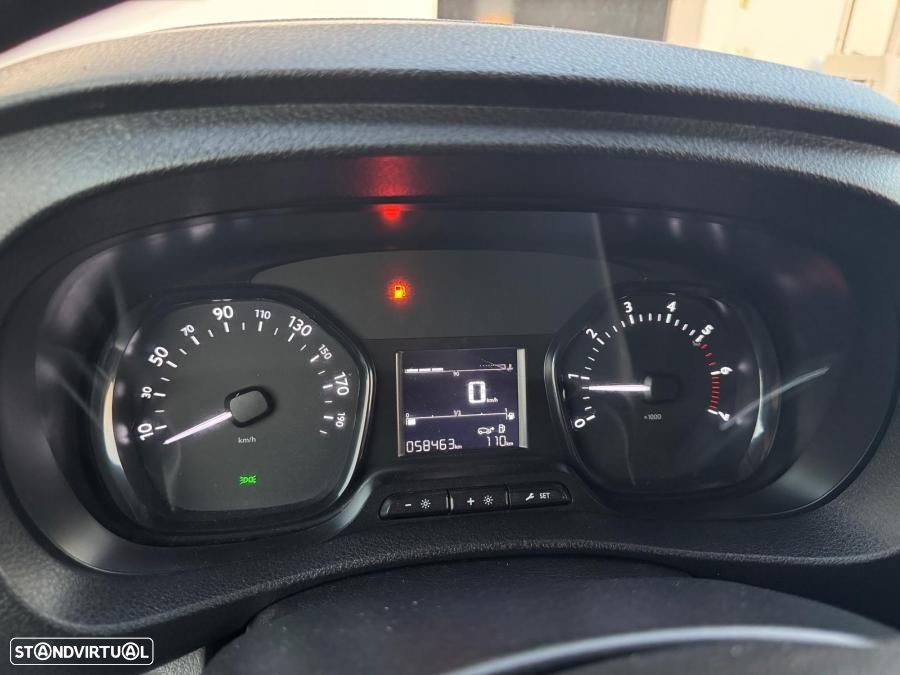 Peugeot Expert Peugeot Expert 1.5 BLUEHDI L2H1 PRO 3 LUGARES c/IVA DEDUTíVEL - 17