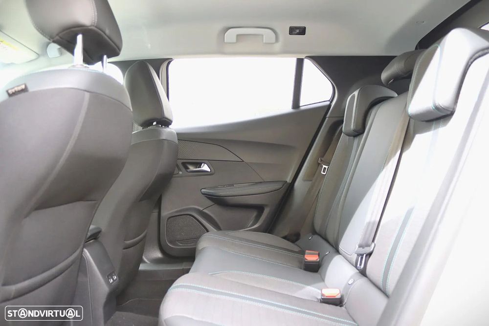 Peugeot 2008 1.2 PureTech Allure - 20