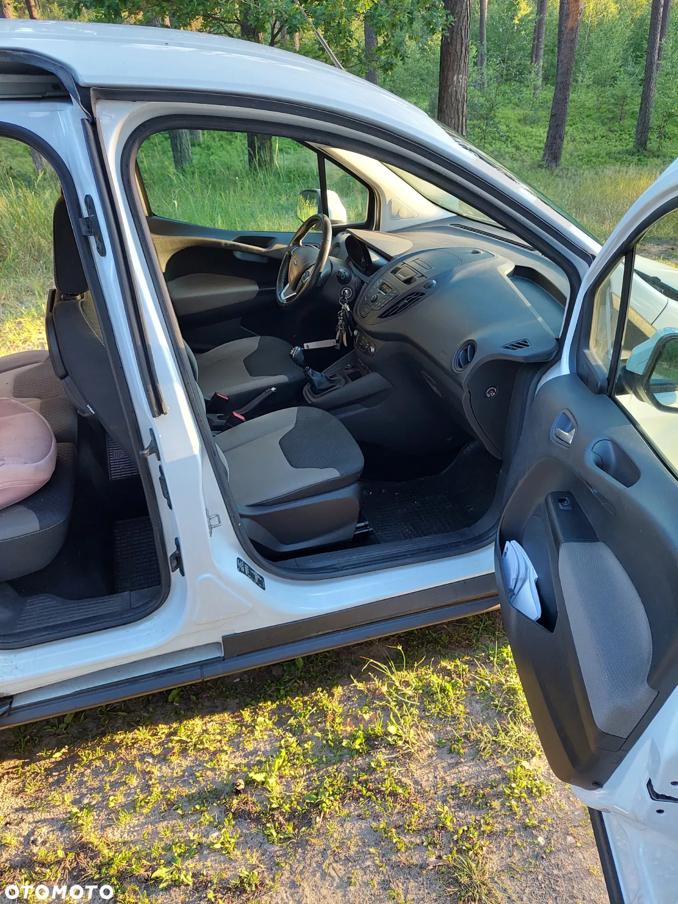 Ford Tourneo Courier 1.5 TDCi Trend - 9