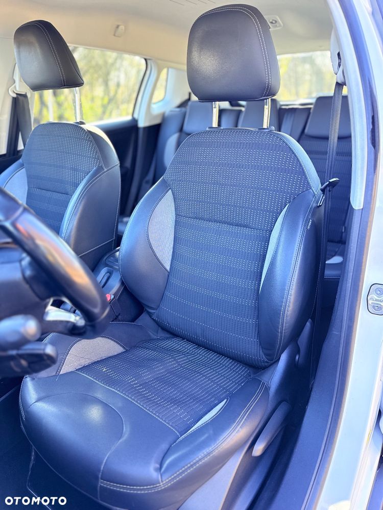 Peugeot 2008 1.2 Pure Tech Allure S&S - 22