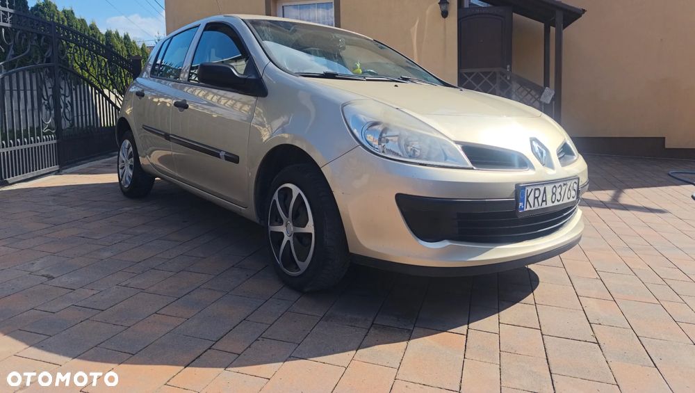 Renault Clio 1.2 16V Dynamique - 4