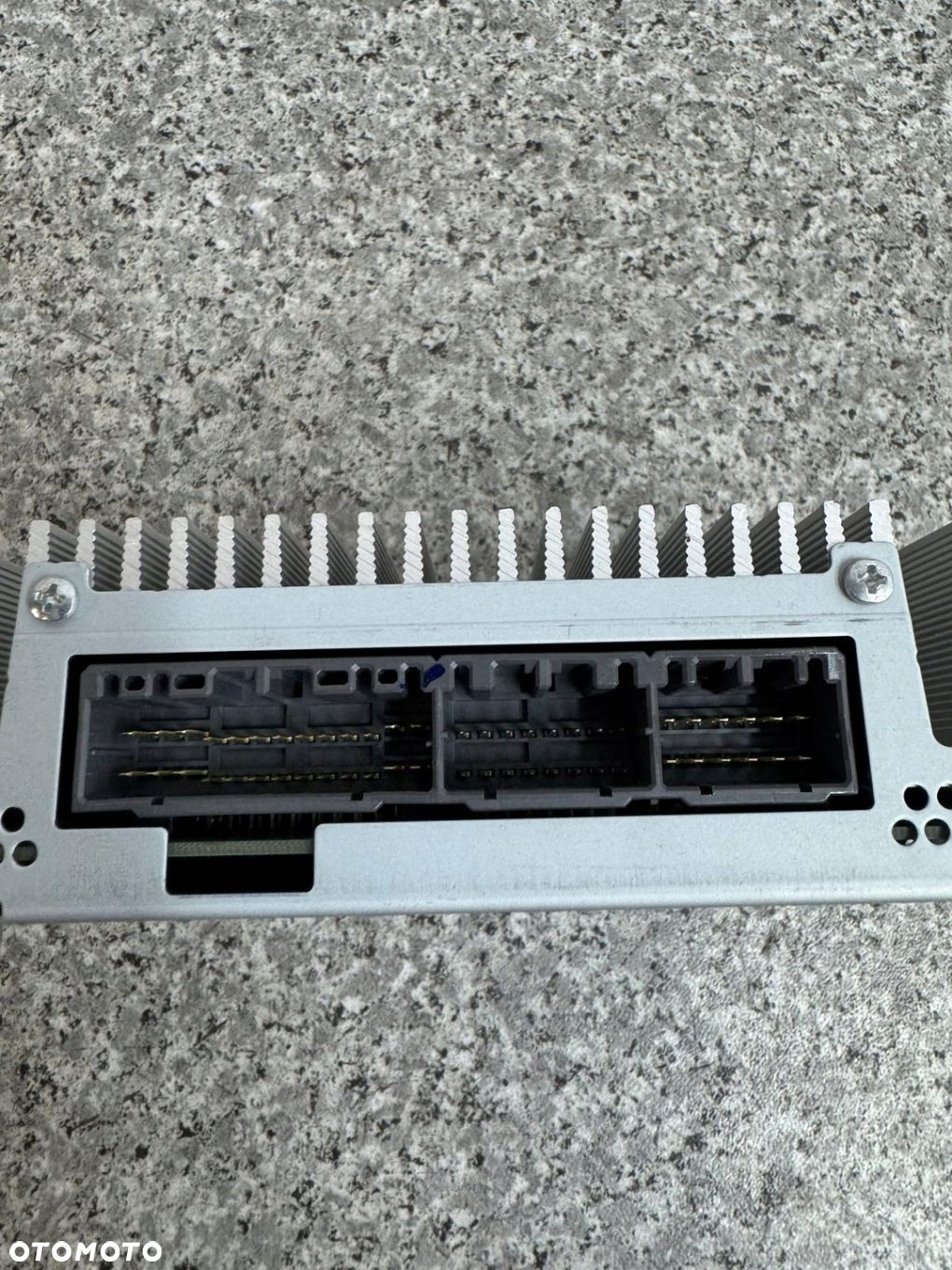 WZMACNIACZ MODUŁ RADIA NAWIGACJI HYUNDAI IX35 2010-2015 963702s301 - 4