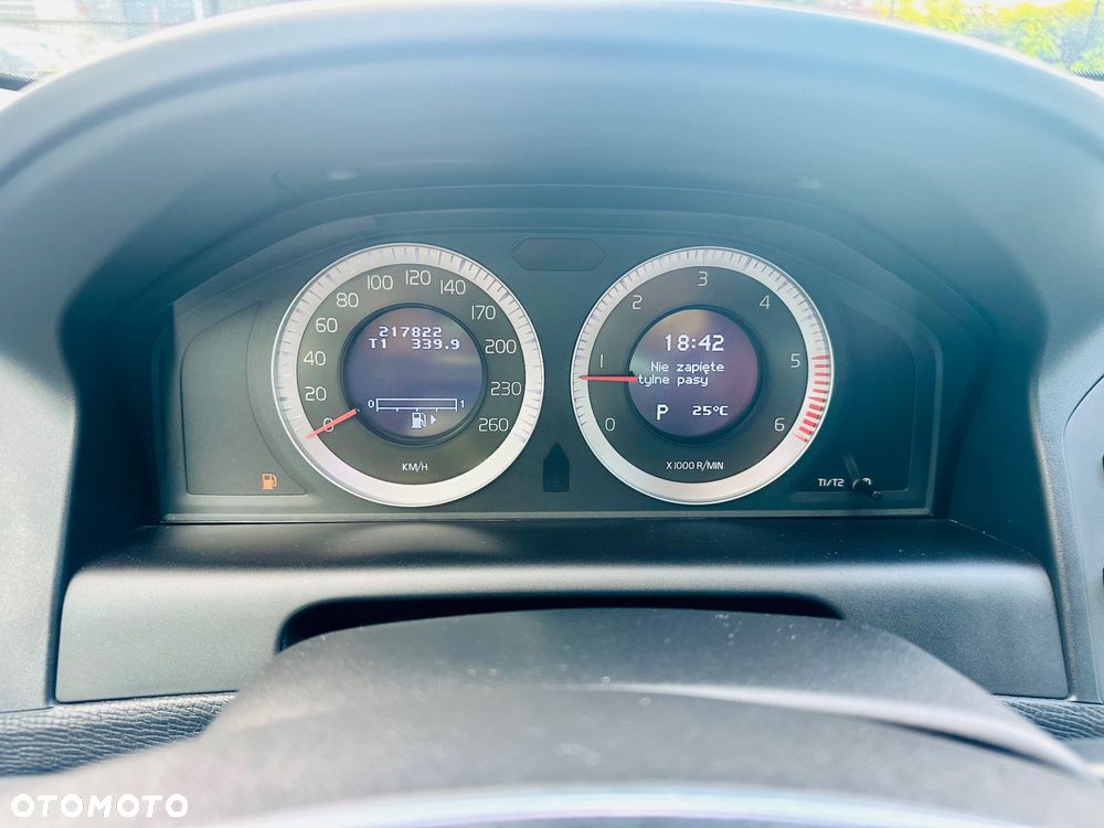 Volvo XC 60 2.4D AWD Summum - 25