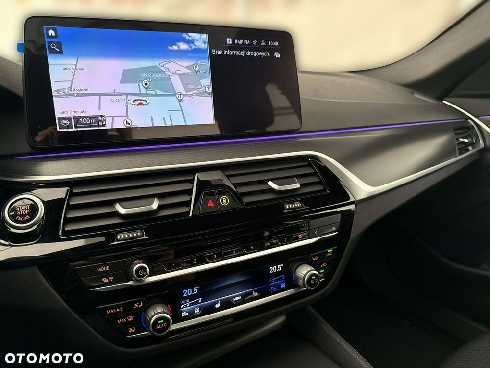 BMW Seria 5 - 25