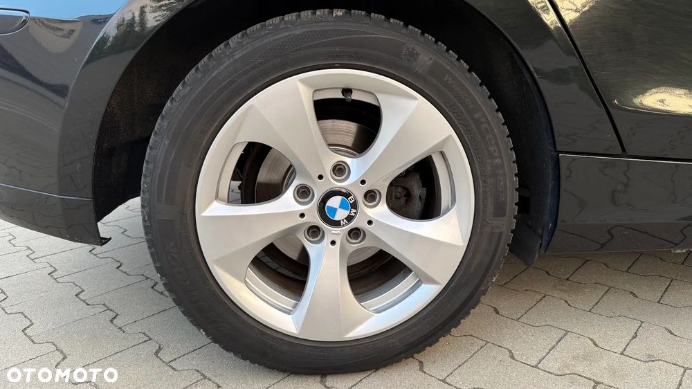 BMW Seria 1 - 22
