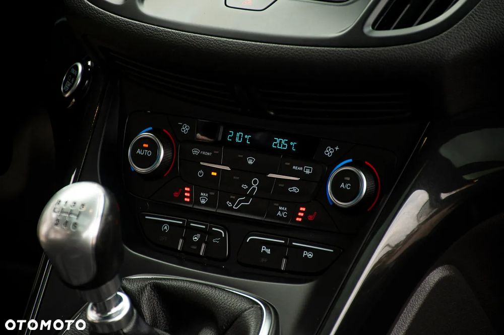 Ford Kuga - 9