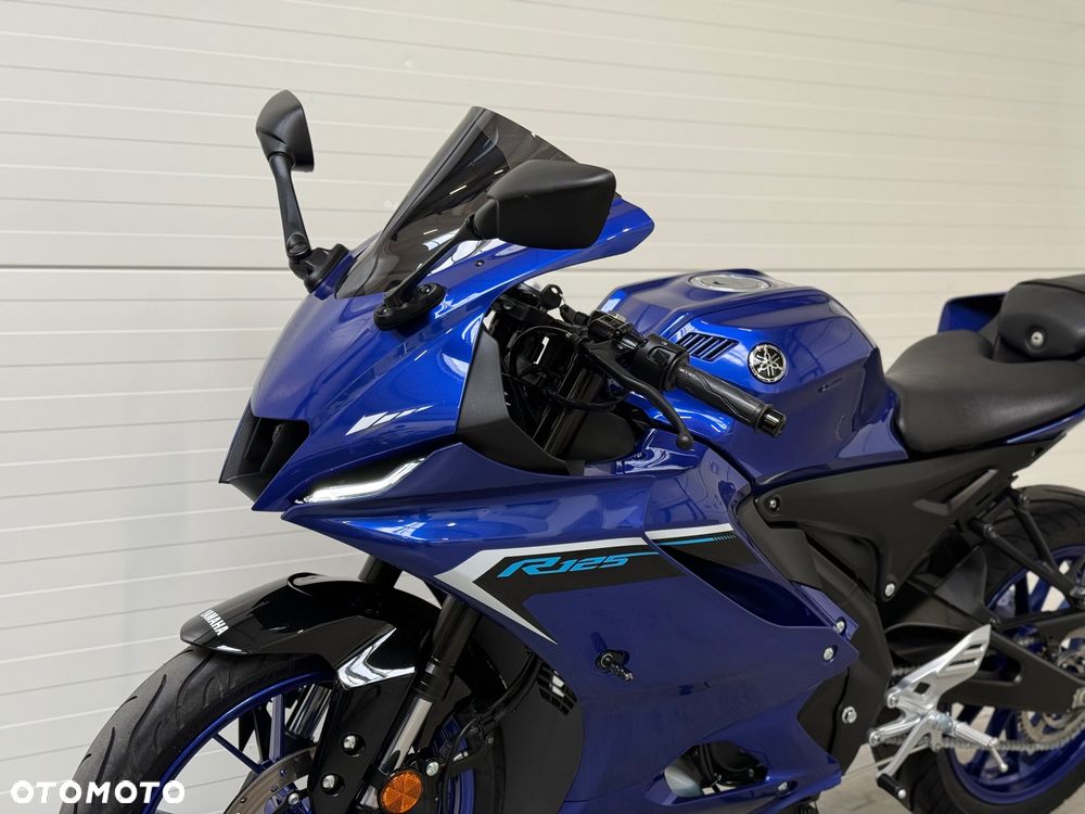Yamaha YZF - 22