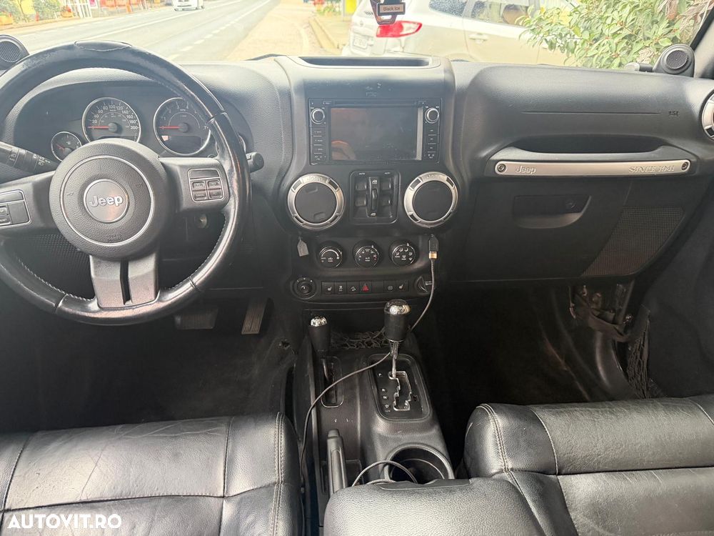Jeep Wrangler Unlimited 3.6 Automatik Sahara - 13