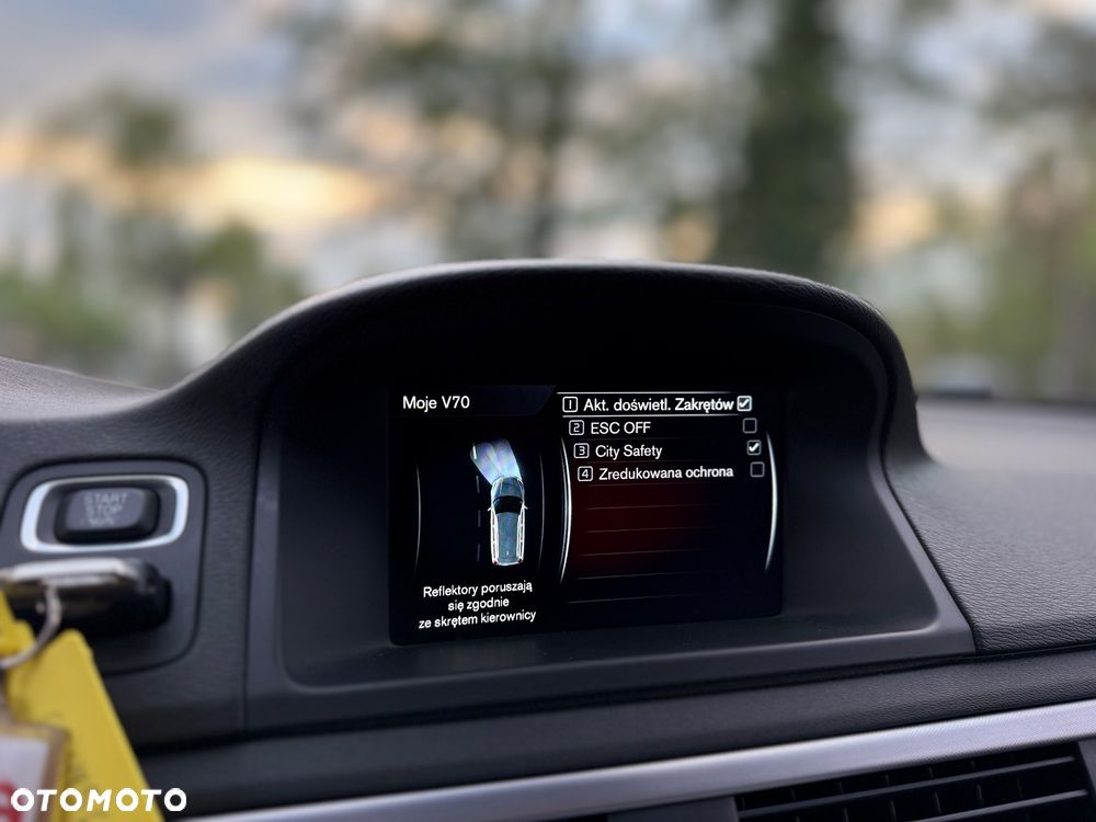 Volvo V70 D4 Geartronic Momentum - 16
