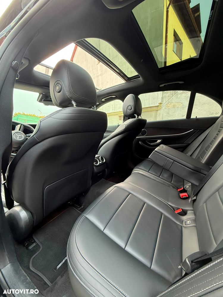 Mercedes-Benz E 300 9G-TRONIC AMG Line - 22
