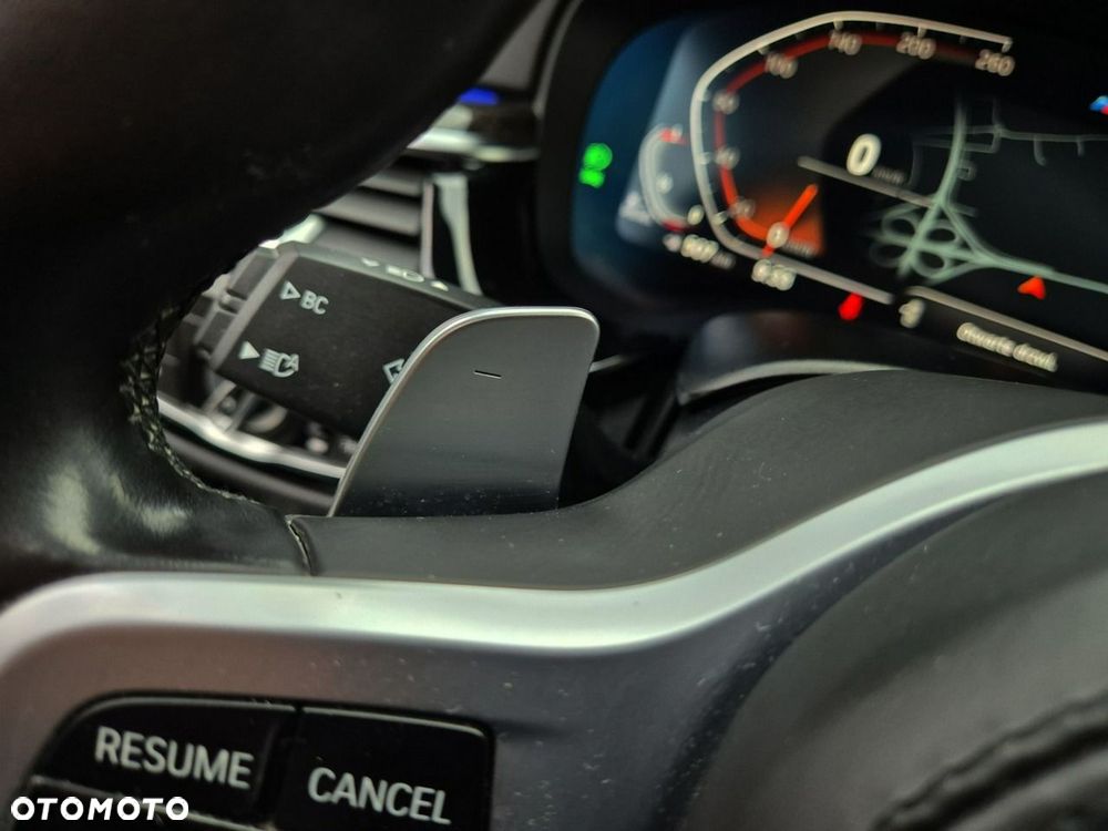 BMW Seria 5 - 25