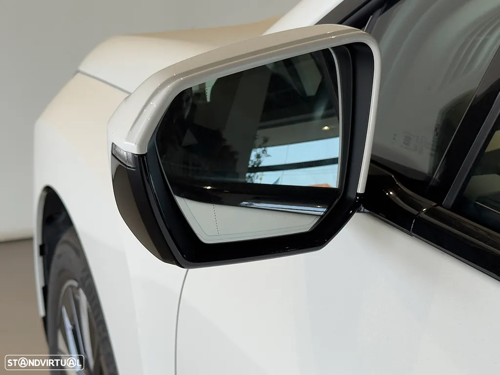 BMW iX xDrive 40 Pack Desportivo - 15