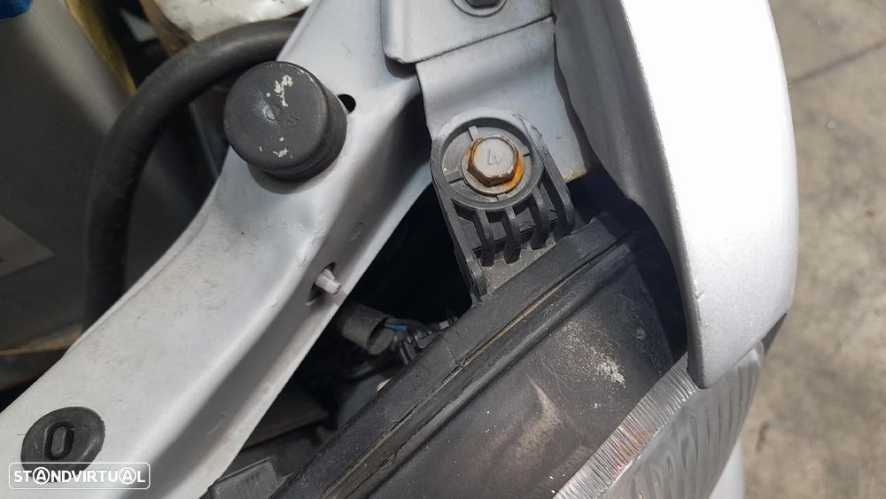 Ótica / farol esquerda NISSAN Micra II (K11) - 3