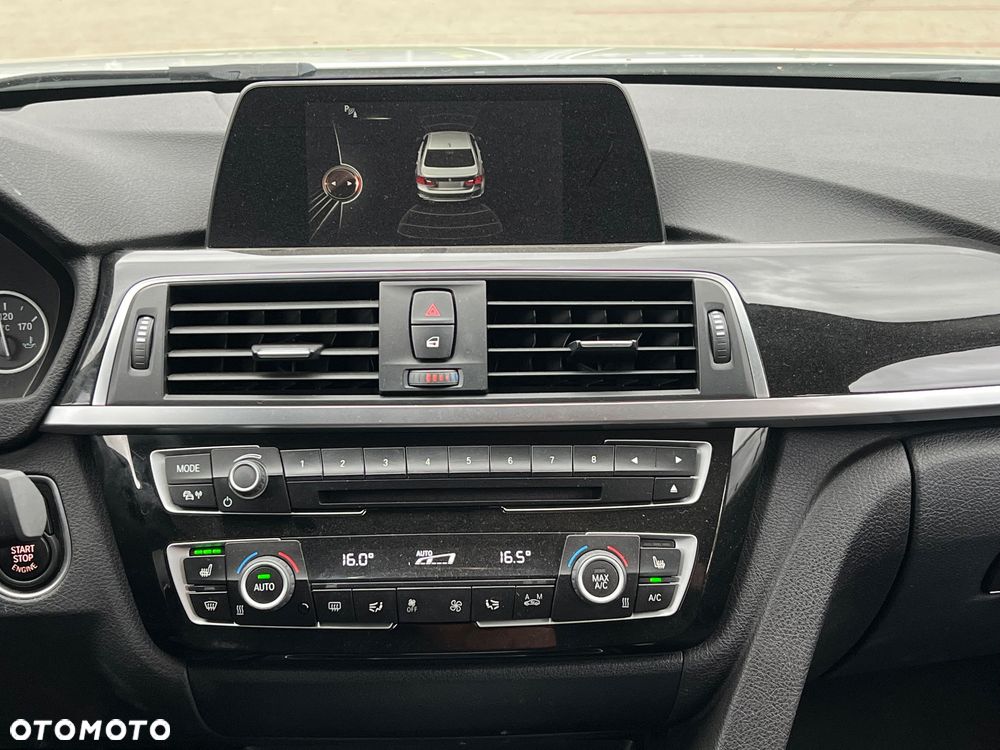 BMW Seria 3 318i - 8