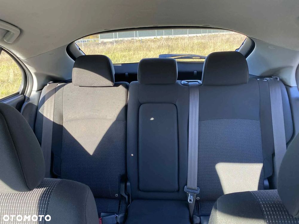 Mitsubishi Lancer - 12