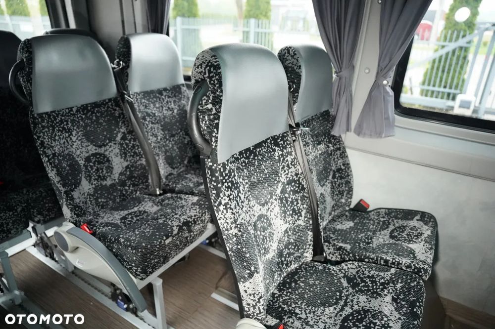 Mercedes-Benz SPRINTER 519 CDI / KLIMA / SPROWADZONY / - 33