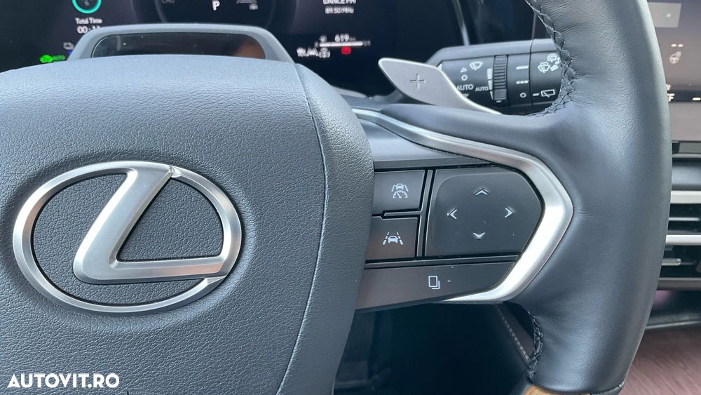 Lexus Seria RX 450h+ E-Four PHEV Luxury Mark Levinson - 25
