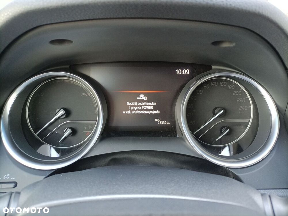 Toyota Camry 2.5 Hybrid Executive CVT - 19